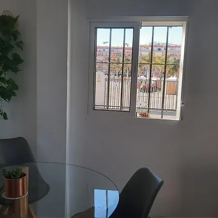 Feel At At Tamara - Two Steps To The Pool Apartament *